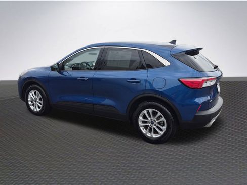 Certified 2022 Ford Escape SE image 5