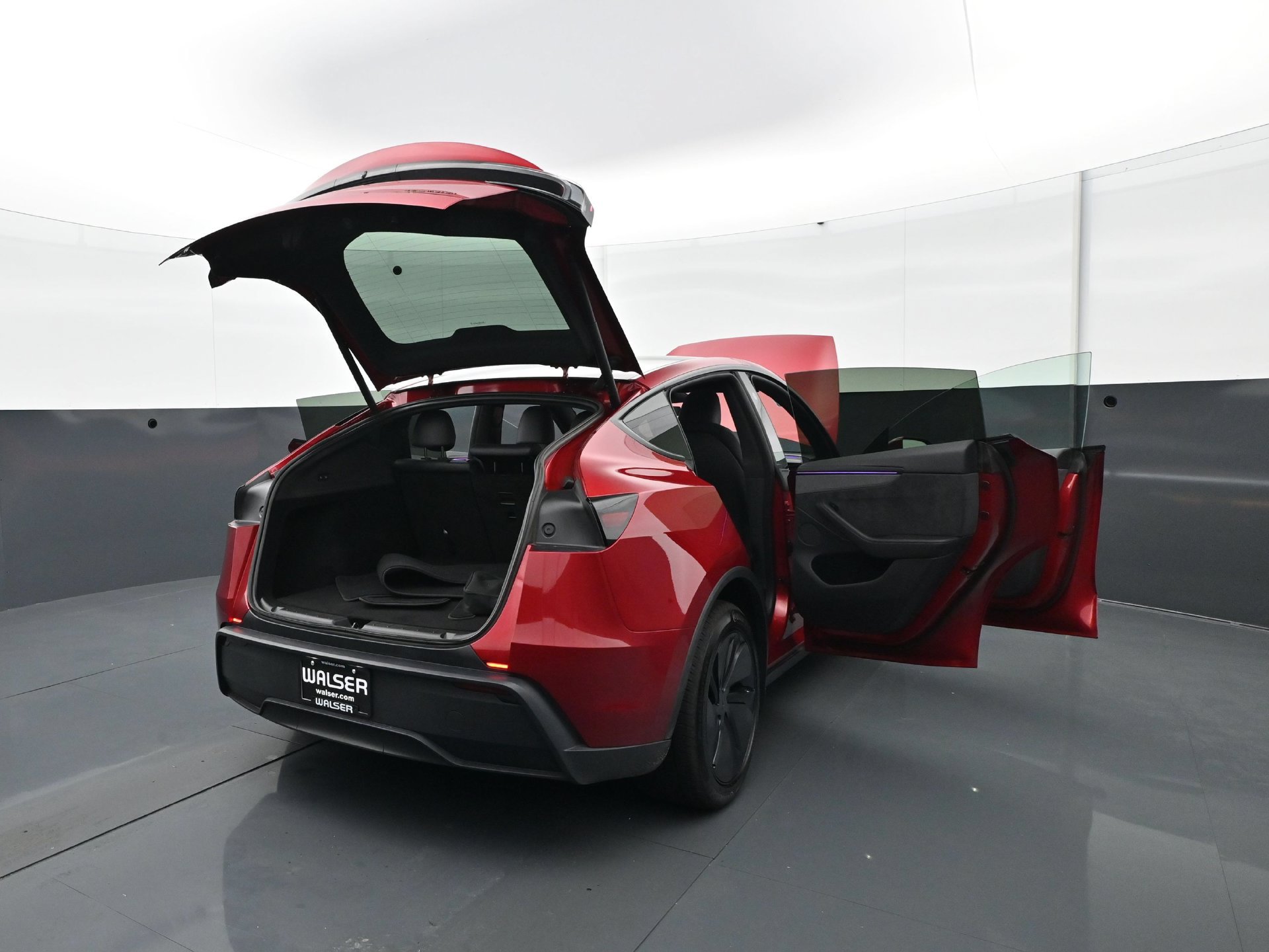 Used 2026 Tesla Model Y AWD image 32
