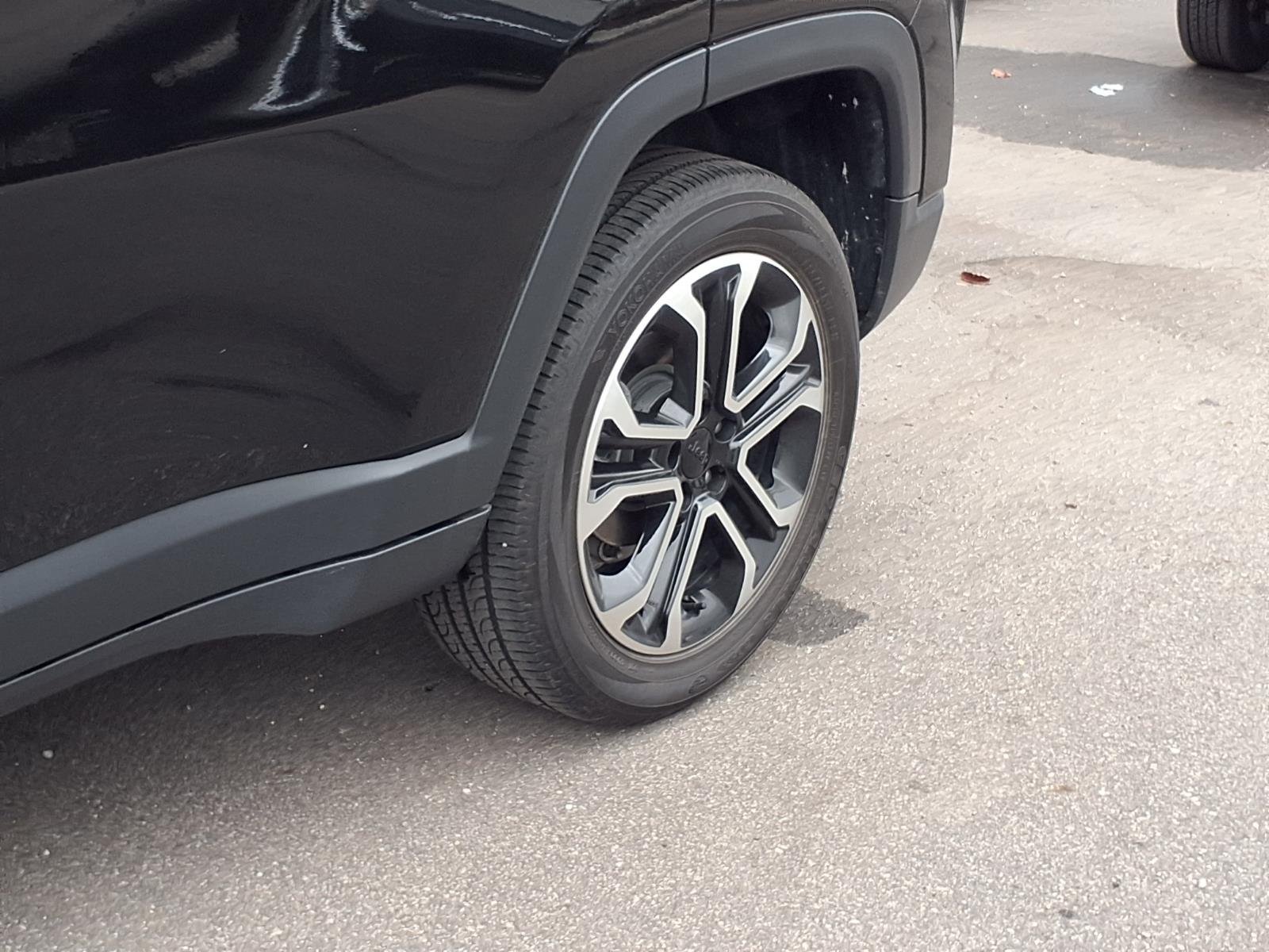 Used 2023 Jeep Compass Limited AWD/4WD image 12