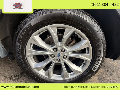 Used 2021 Ford Explorer XLT w/ Equipment Group 202A image 17