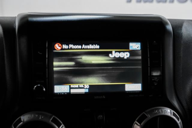 Used 2016 Jeep Wrangler Unlimited Rubicon AWD/4WD image 21