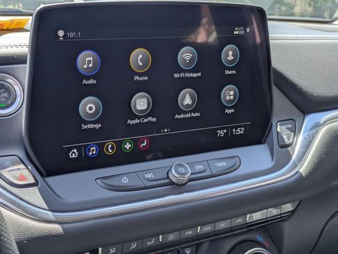 Used 2025 Chevrolet Blazer LT AWD/4WD image 21