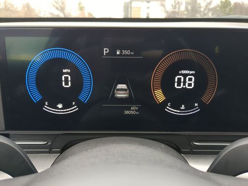 Certified 2024 Hyundai Kona SEL image 17