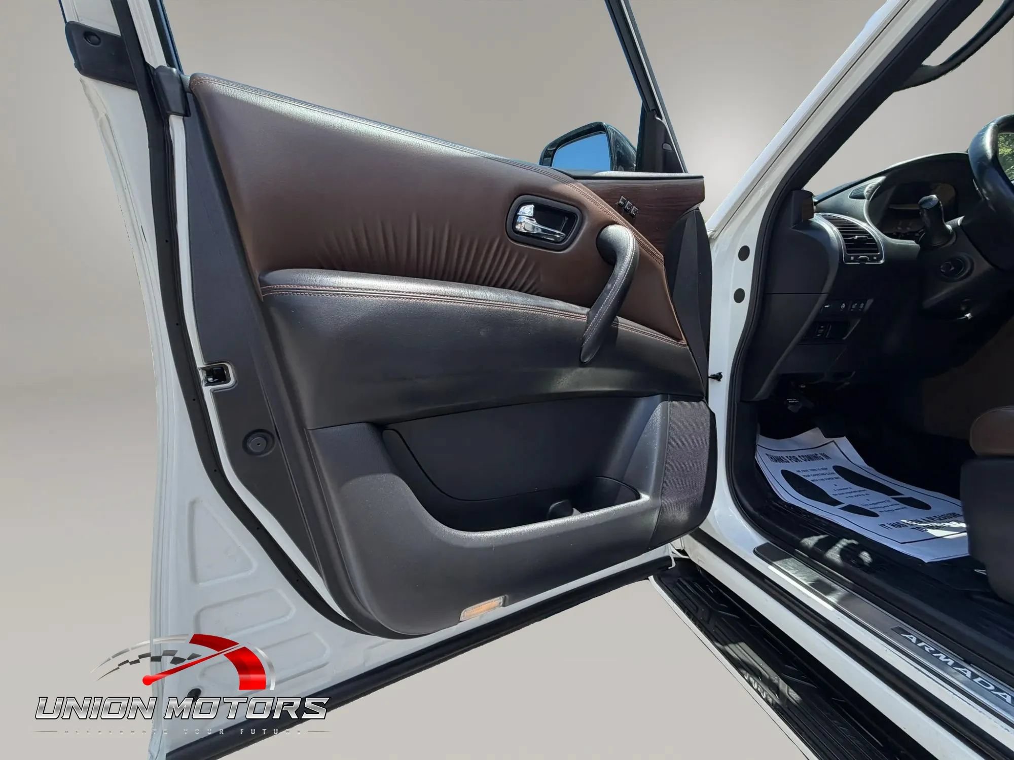 Used 2020 Nissan Armada Platinum w/ Platinum Reserve Package RWD image 21
