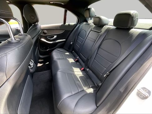 Used 2019 Mercedes-Benz C 300 4MATIC Sedan image 21