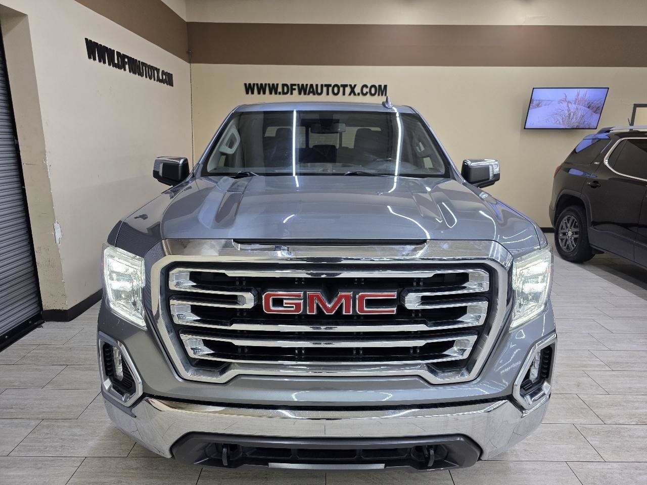 Used 2021 GMC Sierra 1500 SLT AWD/4WD image 3
