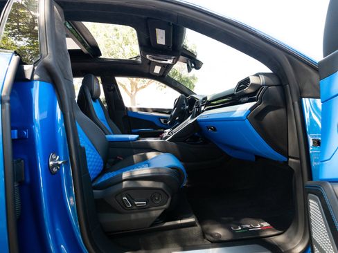 Used 2019 Lamborghini Urus AWD/4WD image 96