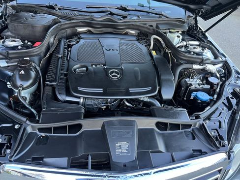 Used 2013 Mercedes-Benz E 350 Sedan image 9