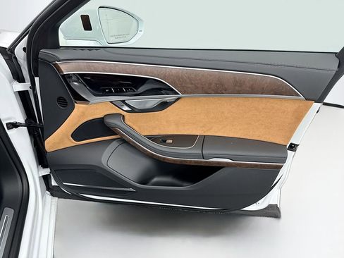 New 2026 Audi A8 L 3.0T image 25