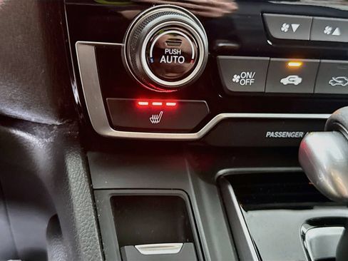 Used 2018 Honda CR-V EX image 8