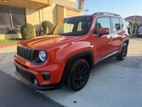 Used 2020 Jeep Renegade Altitude image 3
