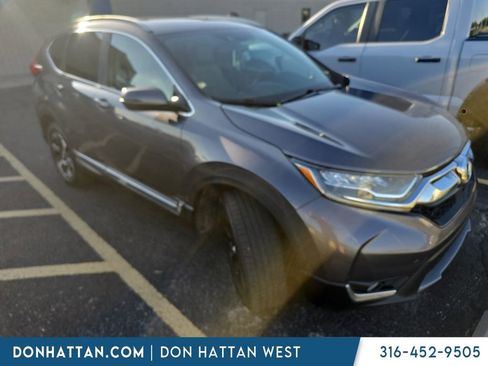 Used 2017 Honda CR-V Touring image 2