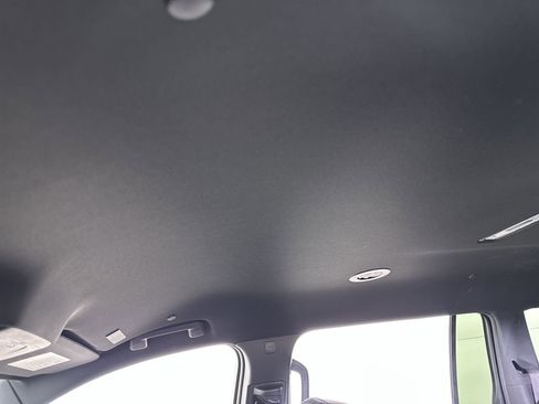 Used 2025 Buick Enclave Sport Touring w/ Power Package image 55