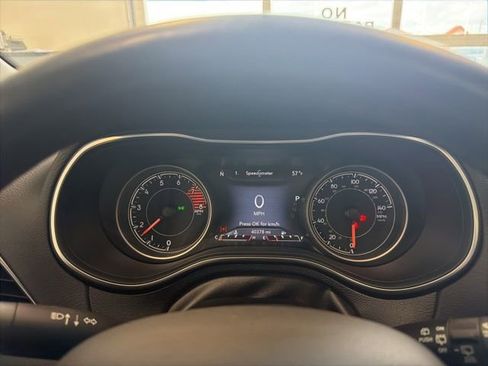 Used 2019 Jeep Cherokee Limited w/ Luxury Group AWD/4WD image 44