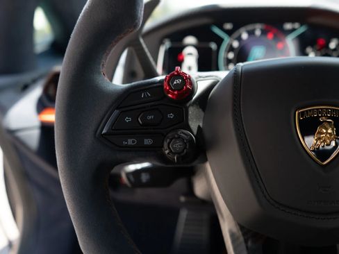 Used 2024 Lamborghini Revuelto AWD/4WD image 53