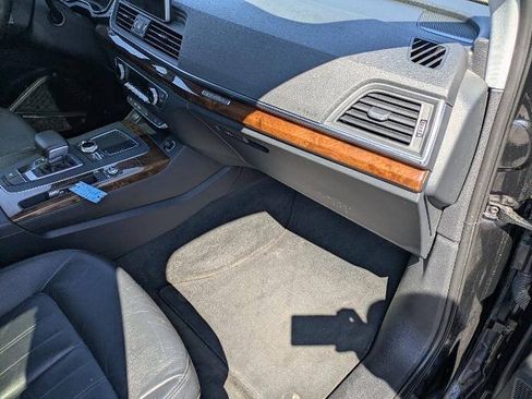 Used 2018 Audi Q5 2.0T Premium Plus w/ Premium Plus Package AWD/4WD image 13