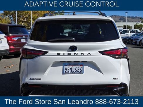 Used 2025 Toyota Sienna XSE image 11