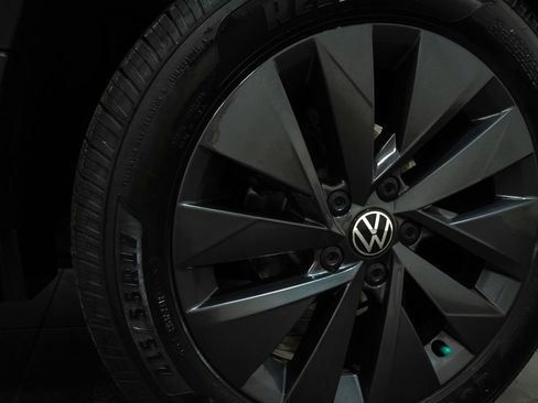Certified 2023 Volkswagen Taos S FWD image 8