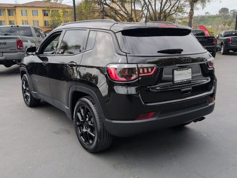 Certified 2022 Jeep Compass Altitude image 7