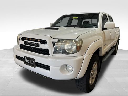 Used 2010 Toyota Tacoma PreRunner RWD image 1