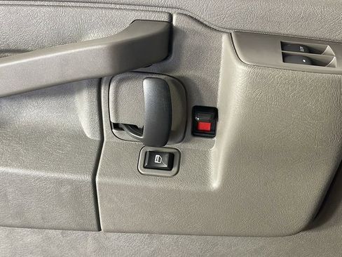 New 2025 Chevrolet Express 3500 w/ Power Convenience Package image 33