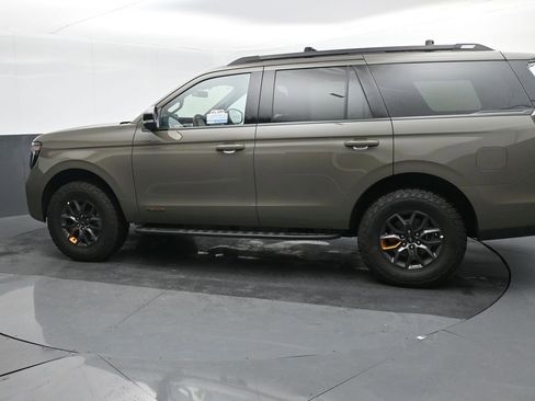 New 2025 Ford Expedition Tremor image 3