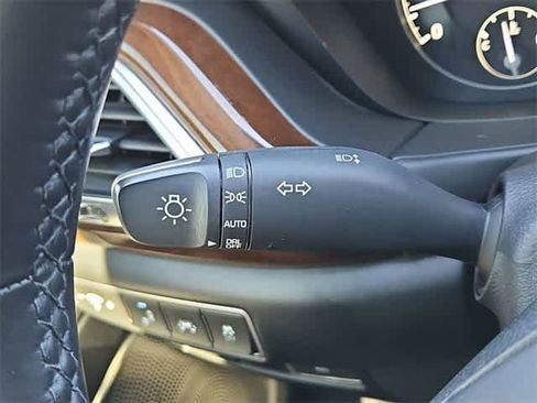 Used 2019 Genesis G90 3.3T Premium image 27