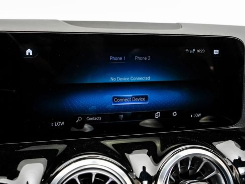 Used 2023 Mercedes-Benz GLA 250 w/ Premium Package image 28