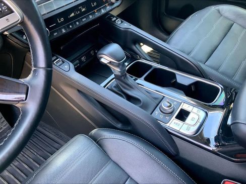 Certified 2023 Kia Telluride SX Prestige AWD/4WD image 17