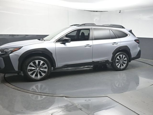 Used 2025 Subaru Outback Limited w/ Popular Package #2 AWD/4WD image 4