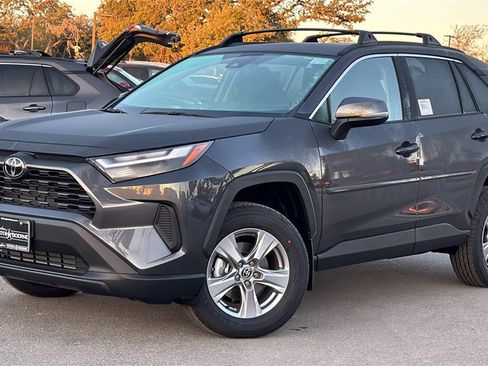 New 2025 Toyota RAV4 XLE image 34
