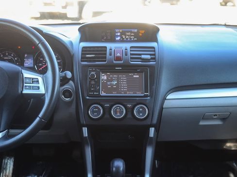 Used 2015 Subaru Forester 2.5i Touring w/ Eyesight & Navigation System image 25