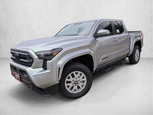 Used 2025 Toyota Tacoma SR5 image 1