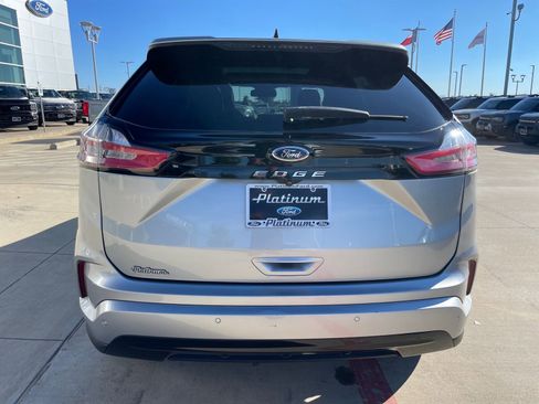 Used 2022 Ford Edge ST-Line image 4