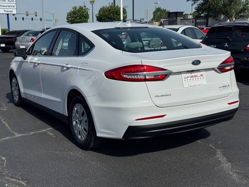 Used 2020 Ford Fusion S FWD image 7