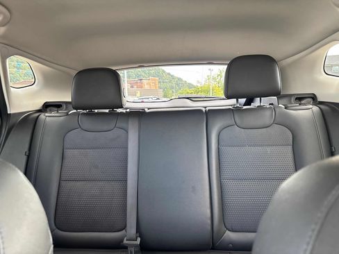 Used 2026 Chevrolet Trax LT FWD image 17