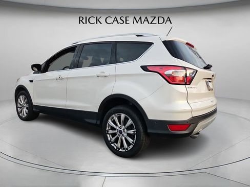 Used 2018 Ford Escape Titanium w/ Ford Safe & Smart Package image 7