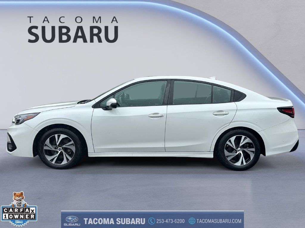 Used 2024 Subaru Legacy Premium AWD/4WD image 2