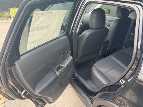 New 2025 Mitsubishi Outlander Sport SE image 17