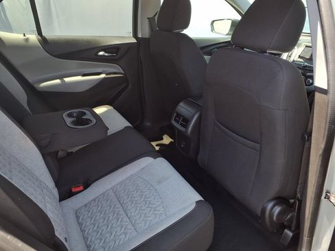 Used 2024 Chevrolet Equinox LS FWD image 20
