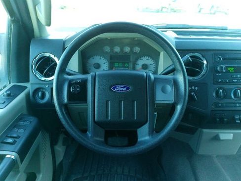 Used 2010 Ford F450 4x4 Crew Cab Super Duty image 14