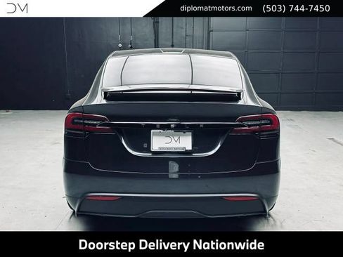 Used 2024 Tesla Model X AWD/4WD image 5