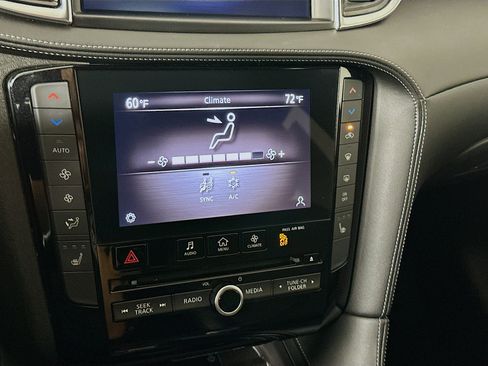 Used 2023 INFINITI QX50 Luxe FWD image 22
