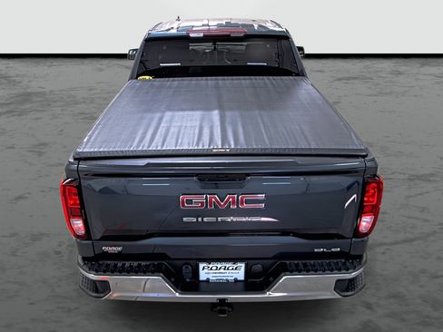 Certified 2021 GMC Sierra 1500 SLE image 3