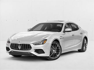 Used 2023 Maserati Ghibli Modena Q4 AWD/4WD video 1