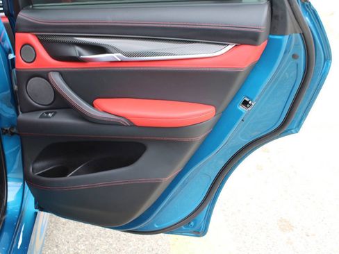 Used 2018 BMW X6 M image 78