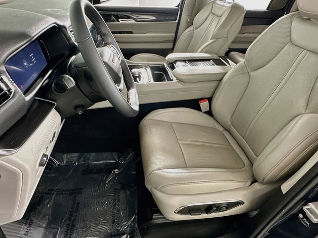 Used 2022 Jeep Wagoneer Series I w/ Convenience Group I AWD/4WD image 9