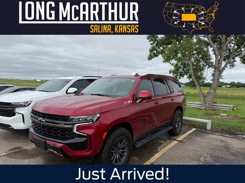 Used 2022 Chevrolet Tahoe Z71 w/ Luxury Package AWD/4WD image 1