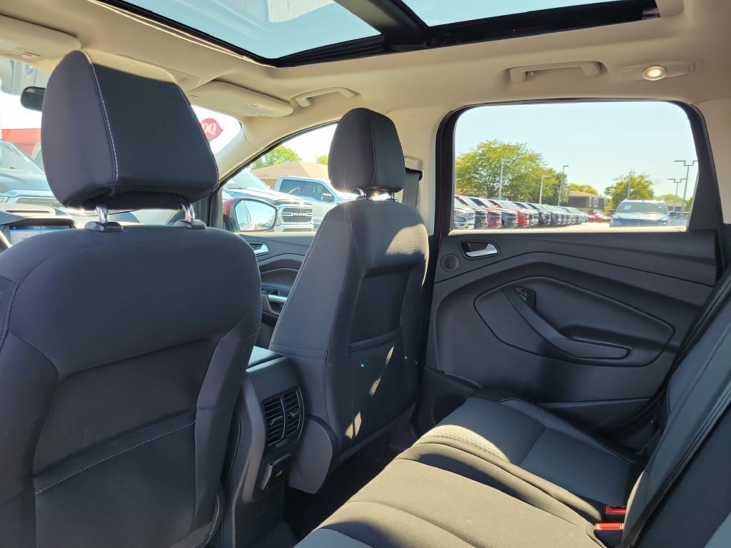 Certified 2017 Ford Escape SE w/ Equipment Group 201A FWD image 16