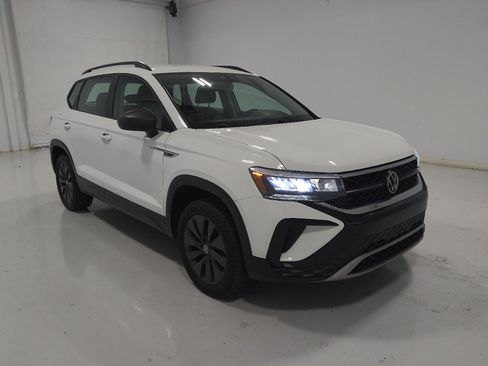 Used 2024 Volkswagen Taos S FWD image 13